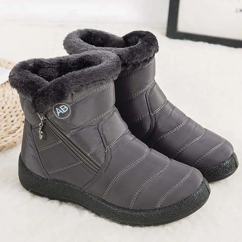 Cozy Winter Comfort: Fur-Lined Snow Boots
